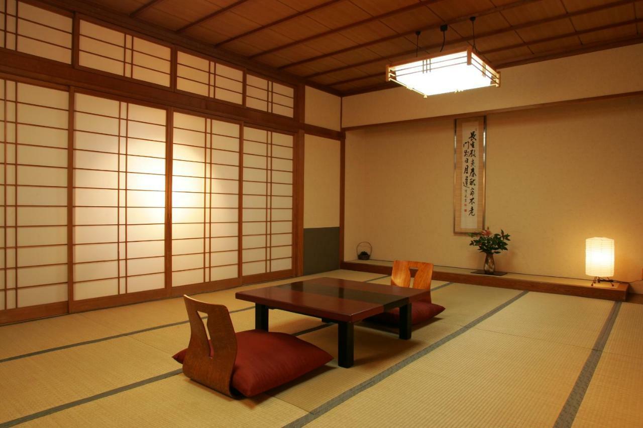 Hokuriku Yamashiro Onsen Hotel Kikyou Kaga  Exterior foto